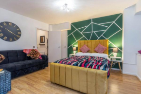 Fabulous St Paul's City Centre Apartment